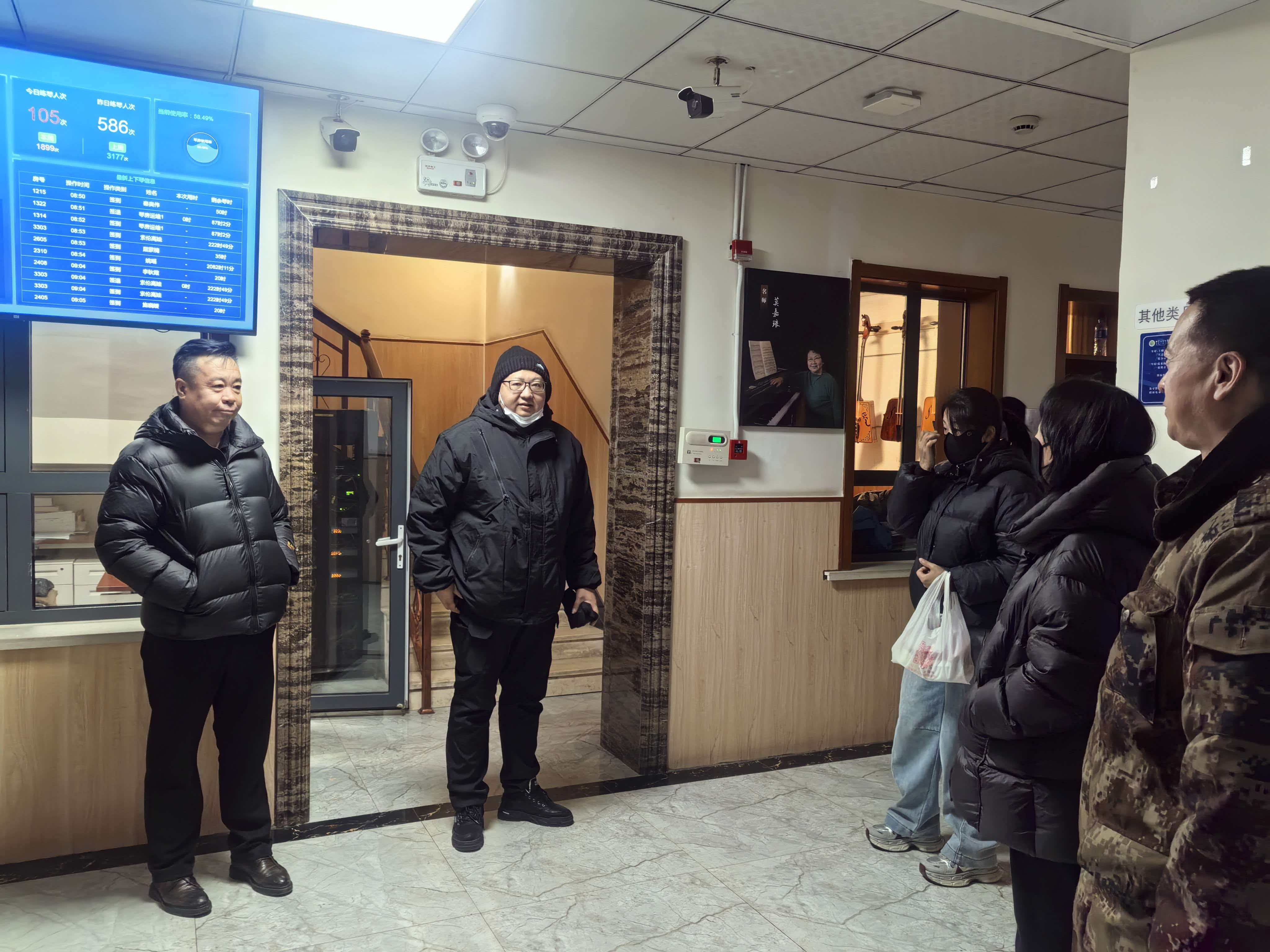 落实冬季防火要求  排查校园安全隐患